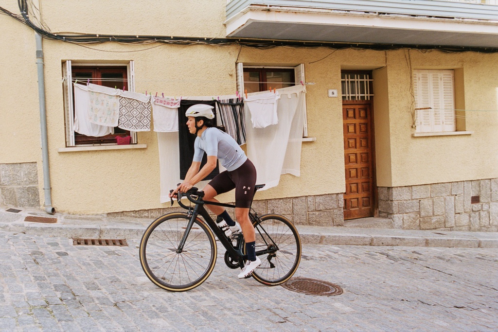 PAS NORMAL STUDIOS Women's Mechanism Bib