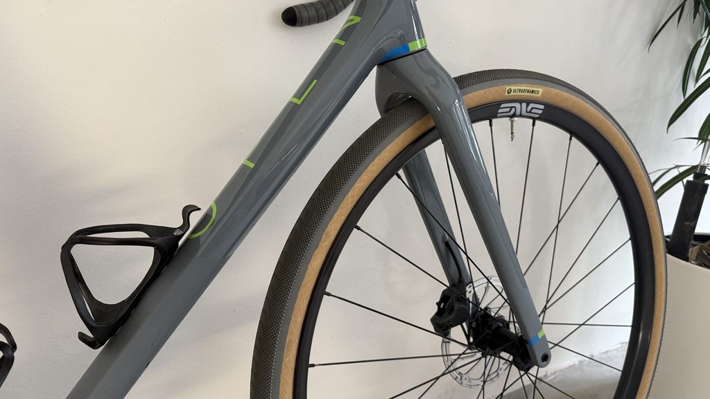 OPEN WI.DE grey size Medium RELOVED